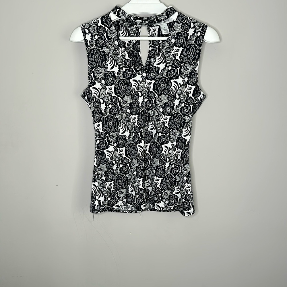 White House Black Market Floral Sleeveless Choker Blouse
